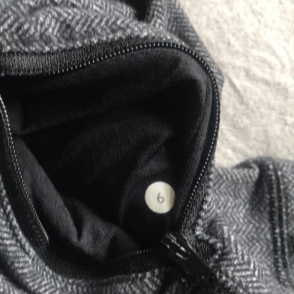 Lululemon In Stride Jacket - Picture 7 of 7
